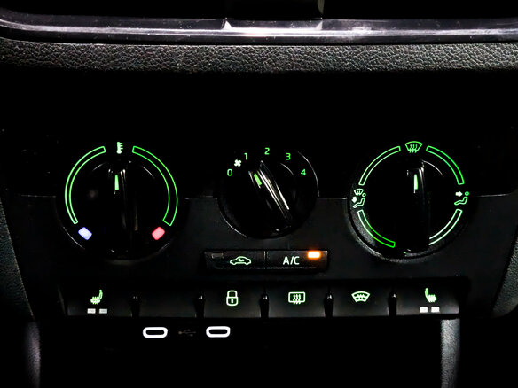 2021 Skoda Rapid II, белый - вид 15
