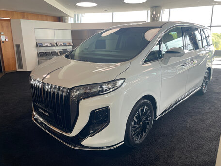 Hongqi HQ9