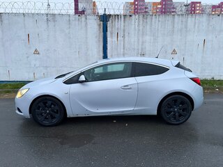 2012 Opel Astra GTC J Рестайлинг, белый, 650000 рублей, вид 4