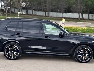 2020 BMW X7 30d I (G07), чёрный, 9100000 рублей, вид 4