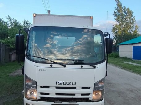 2010 Isuzu Elf (N-series), белый, 2000000 рублей, вид 2