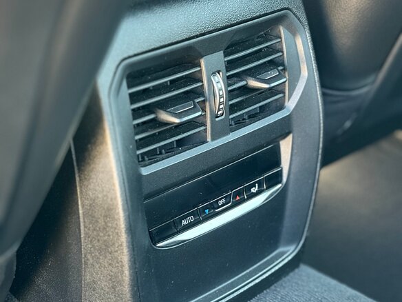 2019 BMW 3 серии 320d xDrive VII (G2x), белый, 3050000 рублей - вид 26
