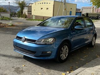 2013 Volkswagen Golf VII, голубой, 1400000 рублей, вид 1