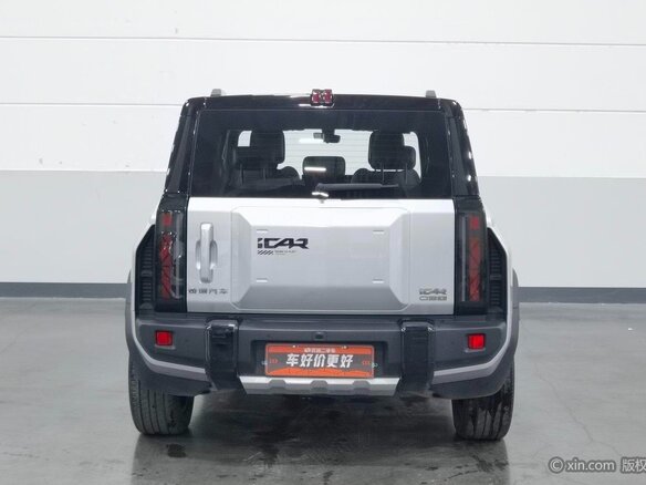 2024 iCar Т 03T, серебристый, 3300000 рублей - вид 4
