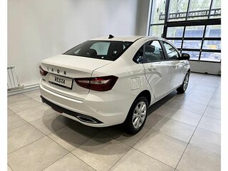2026 Lada (ВАЗ) Vesta I Рестайлинг (NG), белый, 1762200 рублей, вид 4