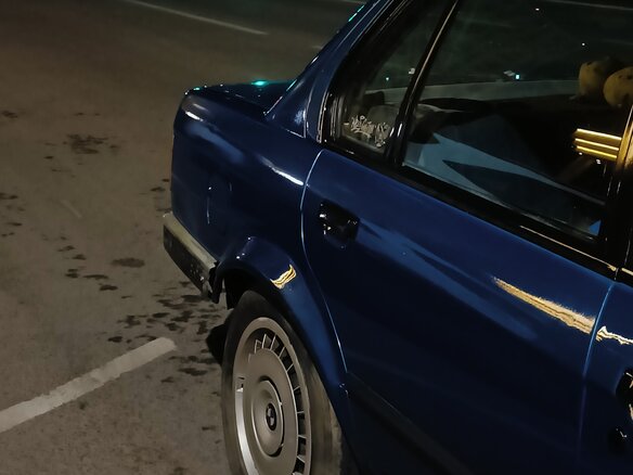 1990 BMW 3 серии 318i II (E30), синий, 350000 рублей - вид 5