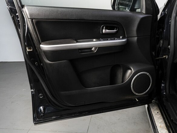 2011 Suzuki Grand Vitara II Рестайлинг, чёрный, 1079000 рублей - вид 9