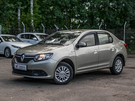 2018 Renault Logan II, бежевый, 650000 рублей, вид 1