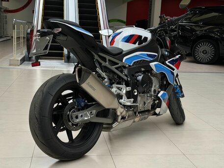 2025 BMW M 1000 R, белый, 2670000 рублей, вид 4