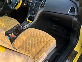 2014 Opel Astra GTC J Рестайлинг, жёлтый, 930000 рублей, вид 5