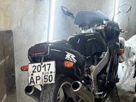 1990 Suzuki GSX-R 400, чёрный, 200000 рублей, вид 3
