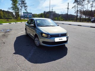 2011 Volkswagen Polo V, серебристый, 530000 рублей, вид 1
