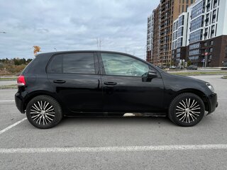 2011 Volkswagen Golf VI, чёрный, 550000 рублей, вид 4