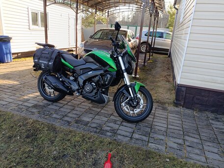2023 Bajaj Dominar 400, зелёный, 400000 рублей, вид 4