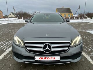 2017 Mercedes-Benz E-Класс 220 d V (W213, S213, C238), серый, 1930000 рублей, вид 4