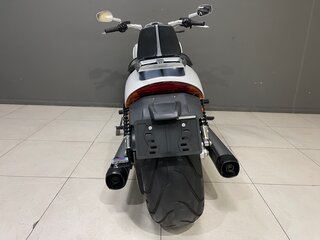 2014 Harley-Davidson V-Rod Muscle, белый, 1210000 рублей, вид 4