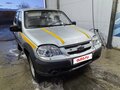 2010 Chevrolet Niva I Рестайлинг, серебристый, 330000 рублей
