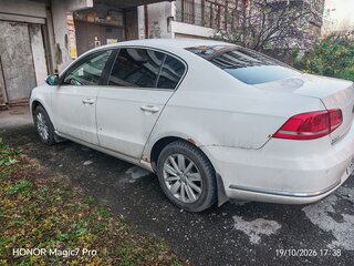 2011 Volkswagen Passat B7, белый, 750000 рублей, вид 2