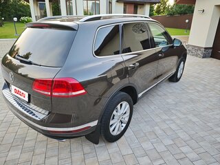 2015 Volkswagen Touareg II Рестайлинг, коричневый, 2590000 рублей, вид 4