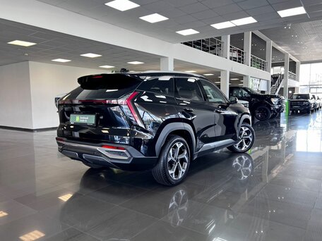 2024 Geely Atlas II, чёрный, 2895000 рублей, вид 2