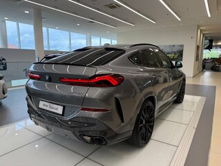 2026 BMW X6 40d III (G06) Рестайлинг, серый, 16990000 рублей, вид 2