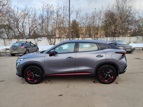 2022 Omoda C5 I, серый, 1800000 рублей - вид 6
