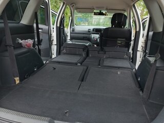 2003 Toyota Wish I, белый, 800000 рублей, вид 3