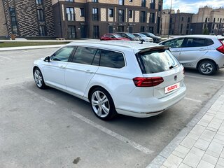 2017 Volkswagen Passat B8, белый, 1780000 рублей, вид 4