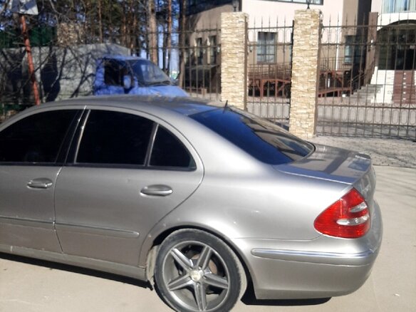 2003 Mercedes-Benz E-Класс 320 III (W211, S211), серый, 870000 рублей - вид 6