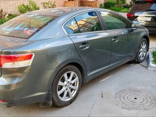 2011 Toyota Avensis III, зелёный, 975000 рублей, вид 4