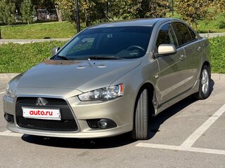 2011 Mitsubishi Lancer X Рестайлинг, бежевый, 800000 рублей, вид 3