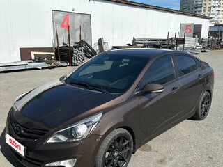 2015 Hyundai Solaris I Рестайлинг, коричневый, 950000 рублей, вид 1