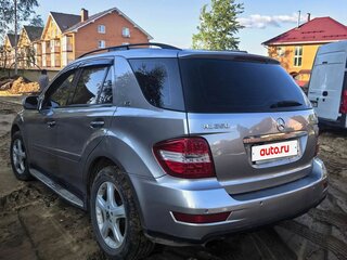 2009 Mercedes-Benz M-Класс 350 II (W164) Рестайлинг, серый, 1000000 рублей, вид 3