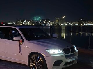 2011 BMW X5 M I (E70), белый, 2200000 рублей, вид 2