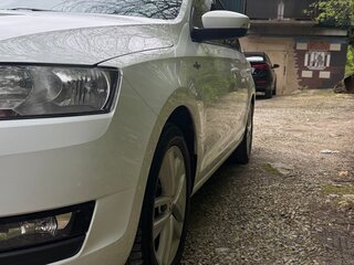 2018 Skoda Rapid I Рестайлинг, белый, 1685000 рублей, вид 2