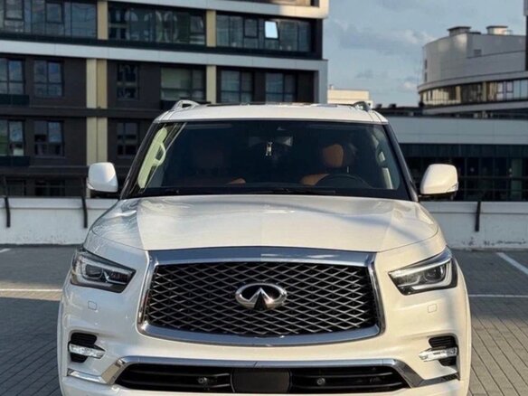 2021 Infiniti QX80 I Рестайлинг 3, белый, 6500000 рублей