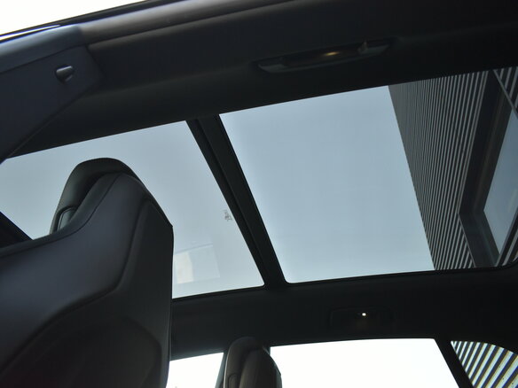 2026 Porsche Cayenne Electric IV, чёрный, 25190000 рублей - вид 32