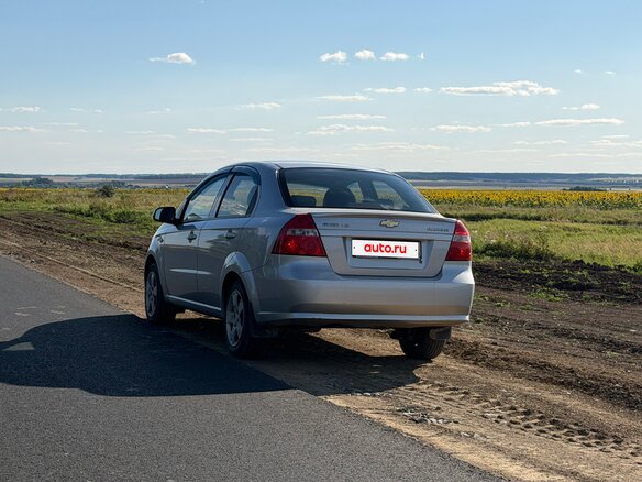 2010 Chevrolet Aveo I Рестайлинг, серебристый, 510000 рублей - вид 8