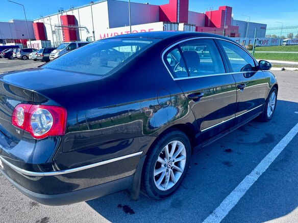 2010 Volkswagen Passat B6, чёрный, 900000 рублей - вид 10