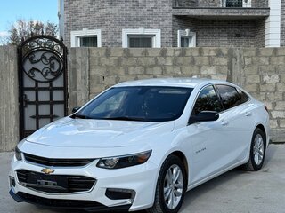 2016 Chevrolet Malibu IX, белый, 1350000 рублей, вид 1