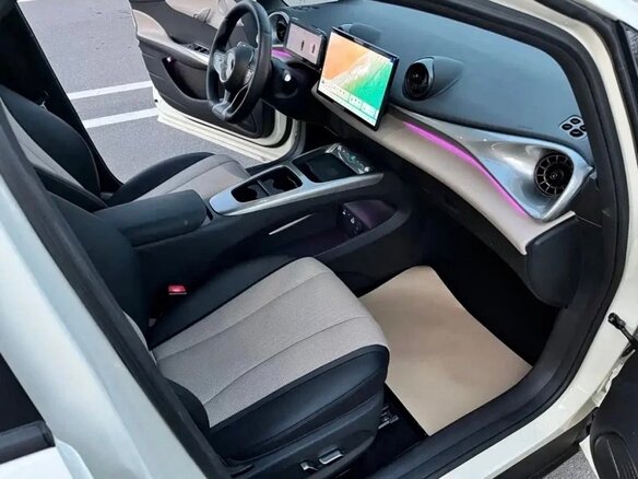 2026 BYD Dolphin 45.12 kWh I Рестайлинг, белый, 1650000 рублей - вид 6