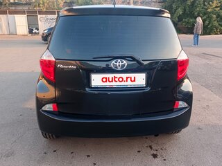 2011 Toyota Ractis II, чёрный, 780000 рублей, вид 3