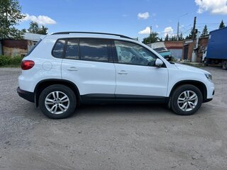 2014 Volkswagen Tiguan I Рестайлинг, белый, 1585000 рублей, вид 4