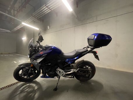 2020 BMW F 900 R, синий, 858000 рублей, вид 5