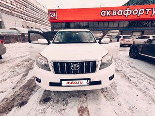 2012 Toyota Land Cruiser Prado 150 Series, белый, 2900000 рублей, вид 2