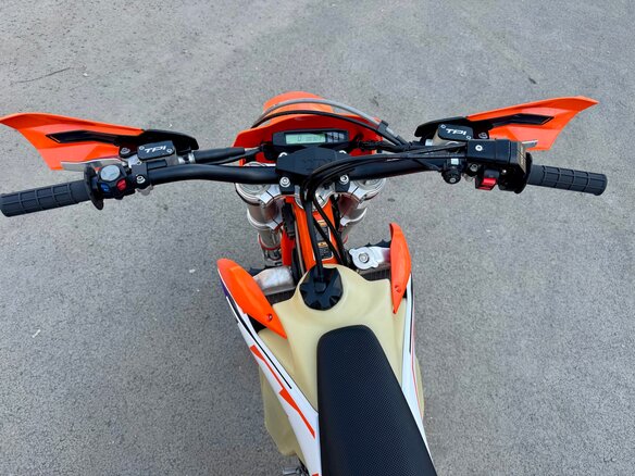 2023 KTM 500 EXC F, оранжевый, 920000 рублей - вид 3