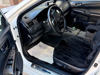 2012 Toyota Camry VII (XV50), белый, 1650000 рублей, вид 5