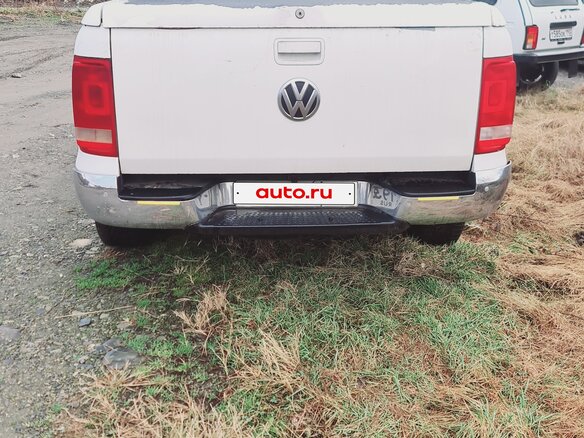 2010 Volkswagen Amarok I, белый, 1350000 рублей - вид 1