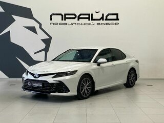 2021 Toyota Camry VIII (XV70) Рестайлинг, белый, 3149900 рублей, вид 1