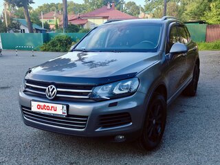 2011 Volkswagen Touareg II, серый, 1700000 рублей, вид 2